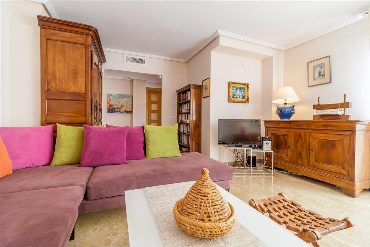 Golf Hill Estepona Canovas Buitenkant foto