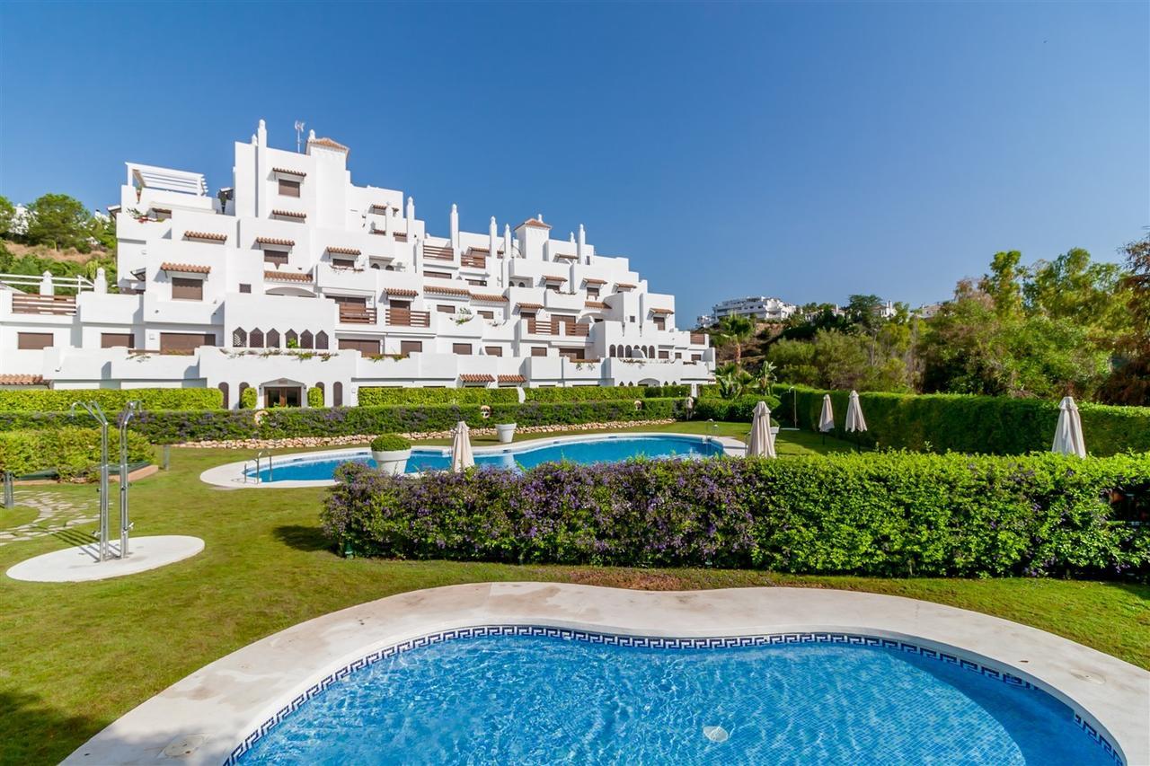 Golf Hill Estepona Canovas Buitenkant foto