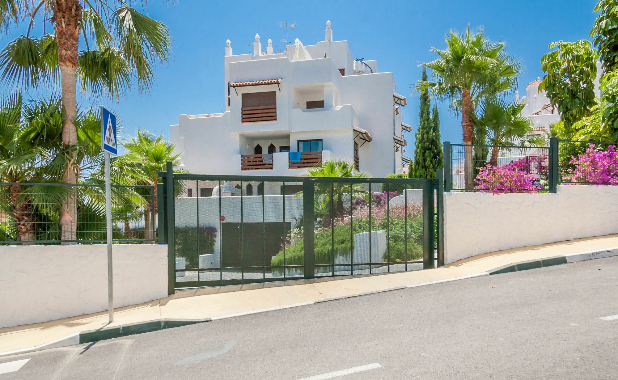 Golf Hill Estepona Canovas Buitenkant foto